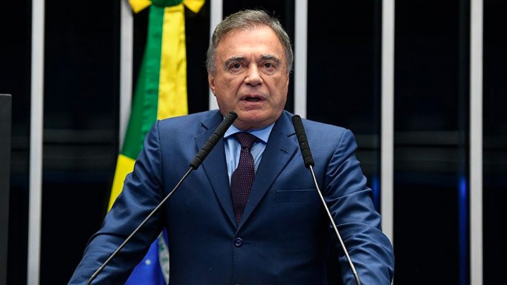 Relator do projeto, senador Álvaro Dias destaca que as bolsas abordadas pelo projeto 'são dirigidas a áreas estratégicas para o desenvolvimento nacional'